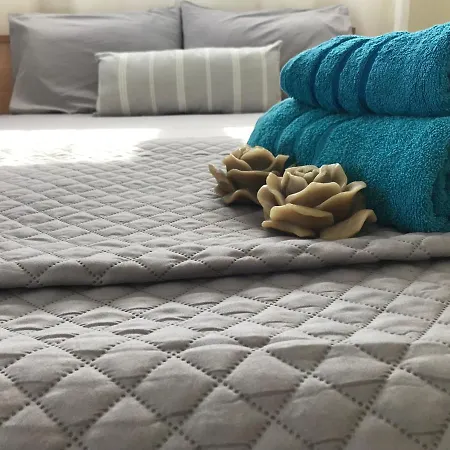 Georgia's Cozy #2 Apartment Kavala