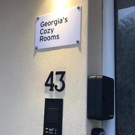 Georgia's Cozy #2 * Kavala